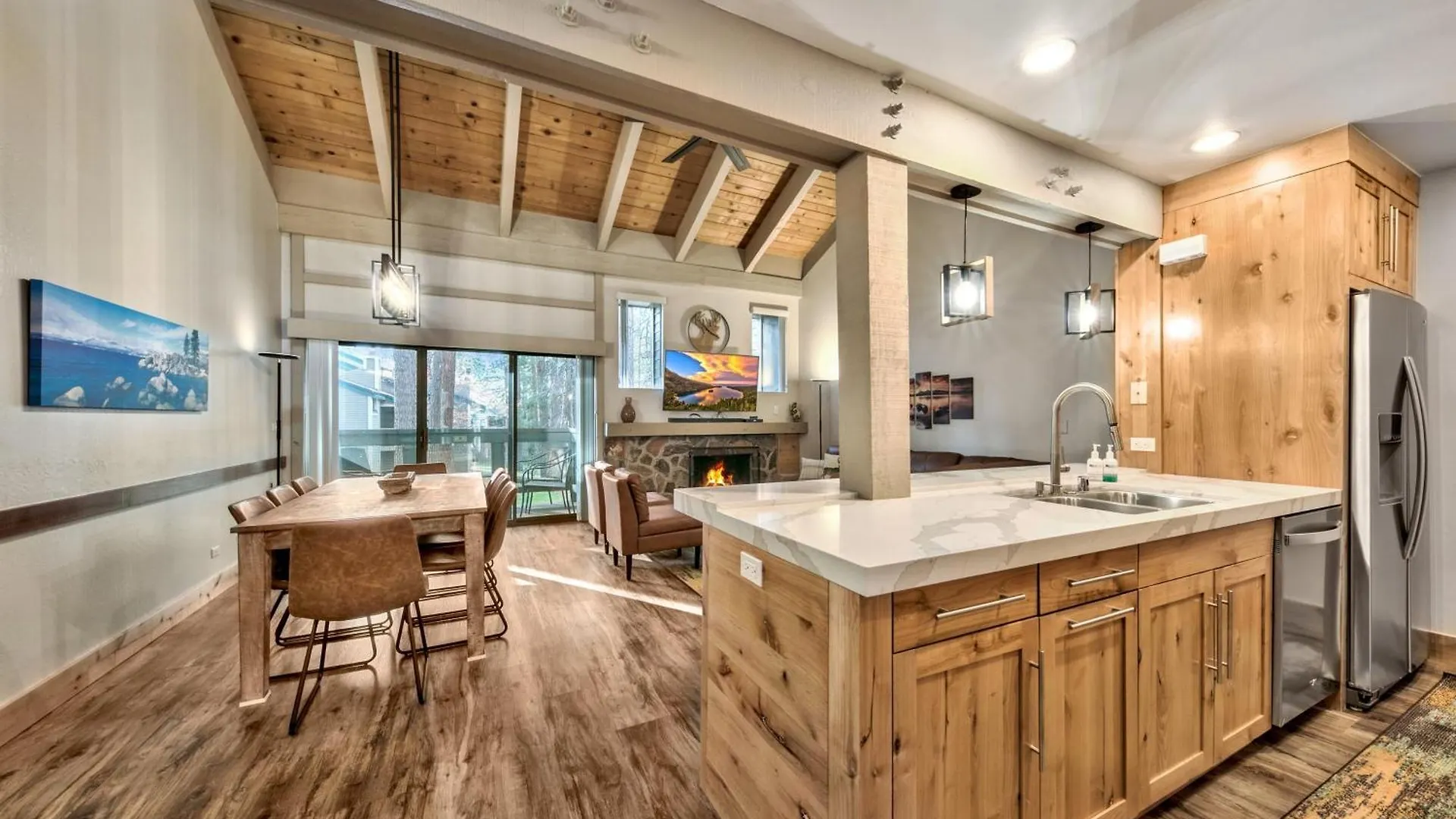 Lakeland Village 426 - Lakeland Luxury - Remodeled South Lake Tahoe